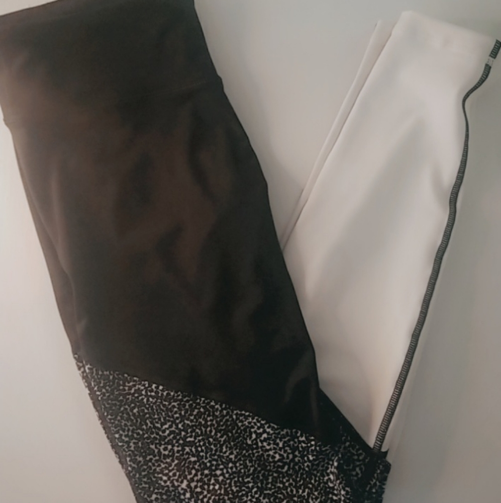 ON multicolored leggings